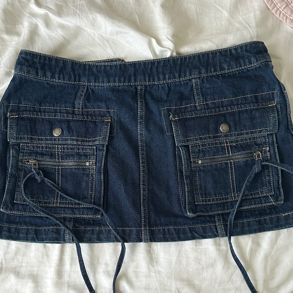 Urban Outfitters mini denim skirt M